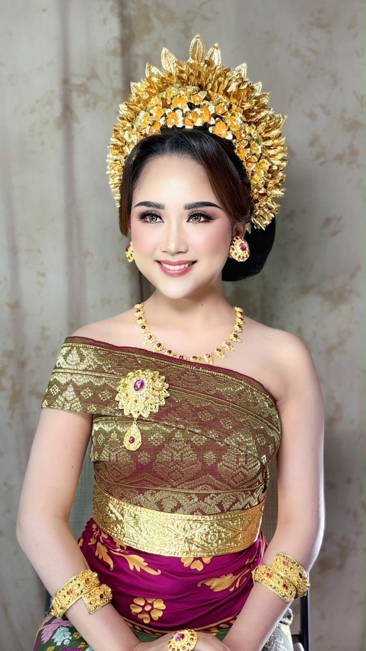 Balinese Makeup